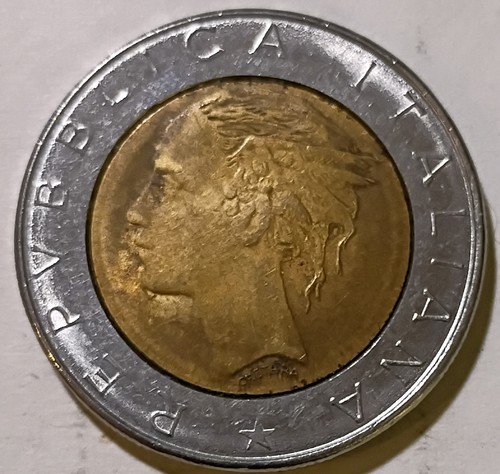 Italy 1983 500 lire republic - -,
