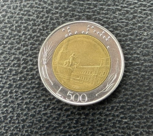 Italy 500 lire metallic - 500,